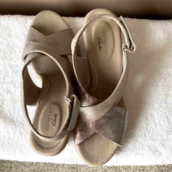 NWOB - Clark’s sling back wedge. Size 9. - Picture 12 of 14